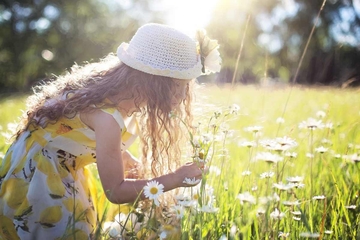Cheiro de Infância: Como os Aromas Marcam Gerações Desde a Primeira Infância